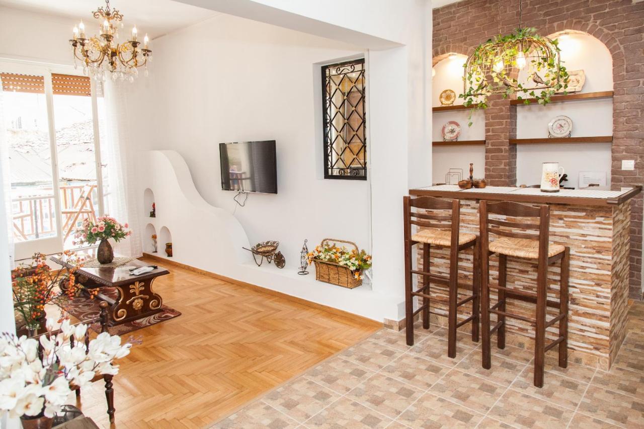 Beautiful Apartment In Pagkrati -Gtd95601 雅典 外观 照片